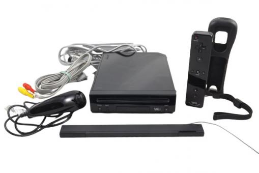 Nintendo Wii Konsole (RVL-101) Schwarz + Original Remote Controller und Nunchuk 