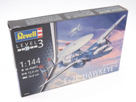 Revell 03945 Grumman E-2C Hawkeye Flugzeug Modell Bausatz 1:144 in OVP 