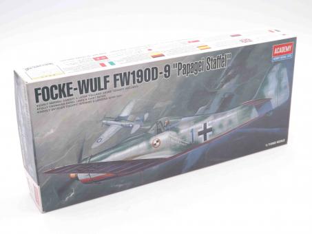 Academy Hobby FA202 Focke-Wulf FW190D-9 Modell Bausatz 1:72 in OVP 